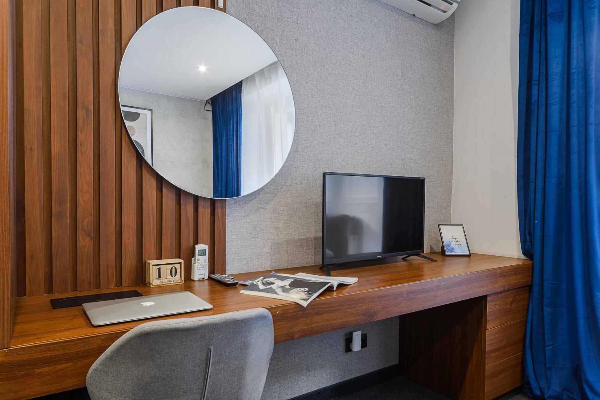 Lumina Design Studios With Beautiful View Varsovie Extérieur photo