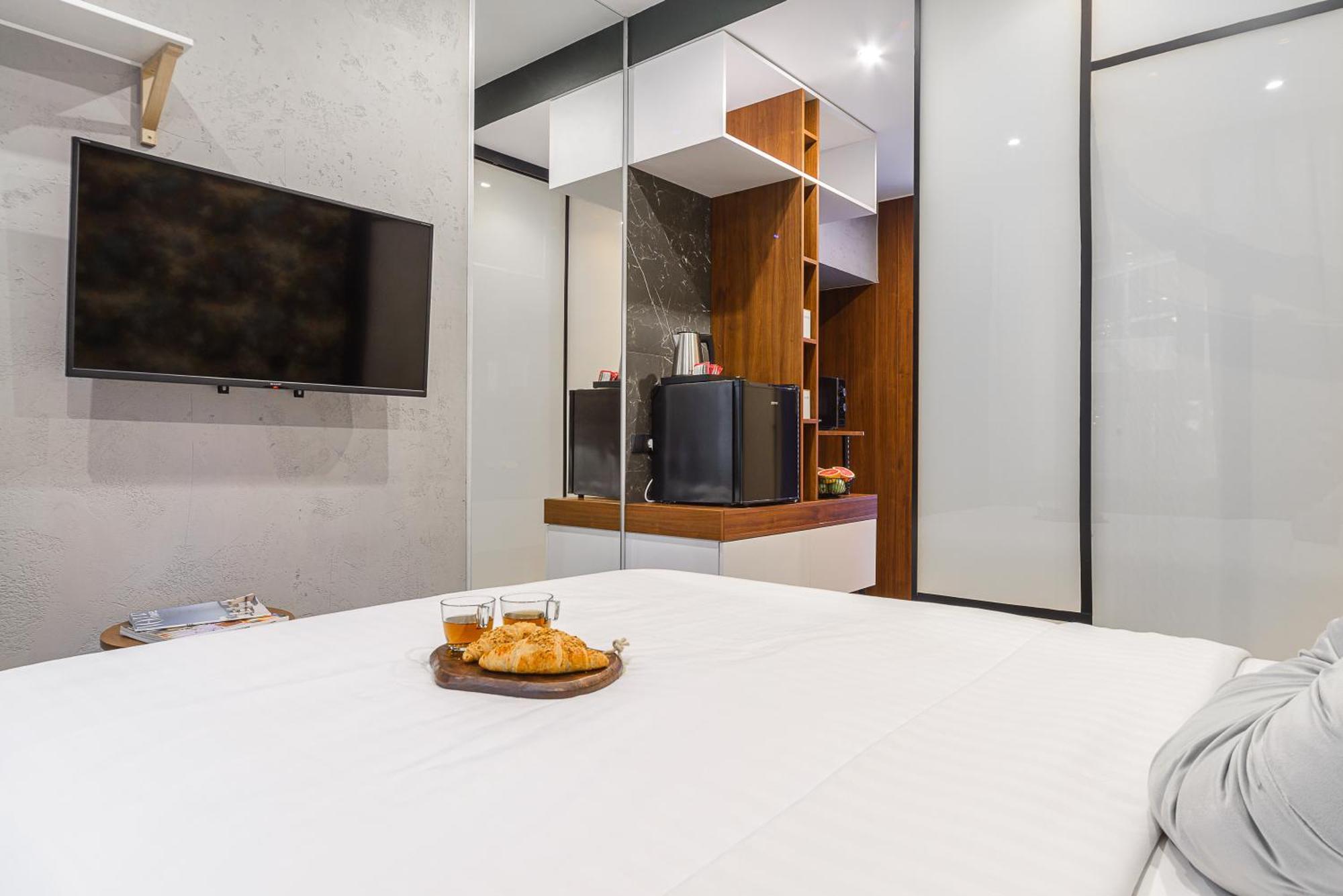 Lumina Design Studios With Beautiful View Varsovie Extérieur photo